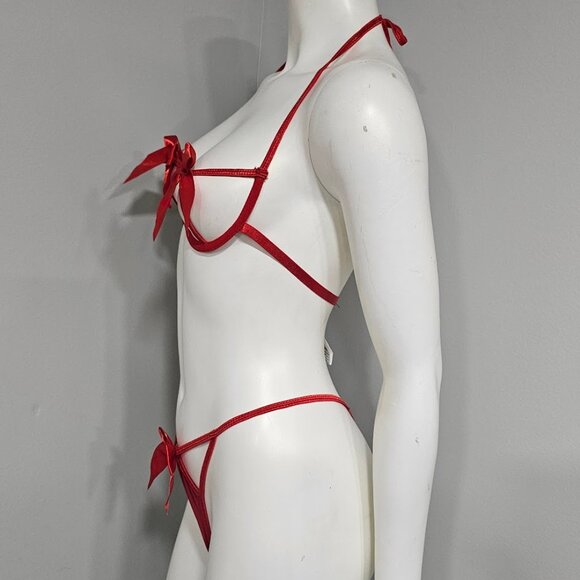 UnWrap Me Lingerie Set - Picture 3 of 6